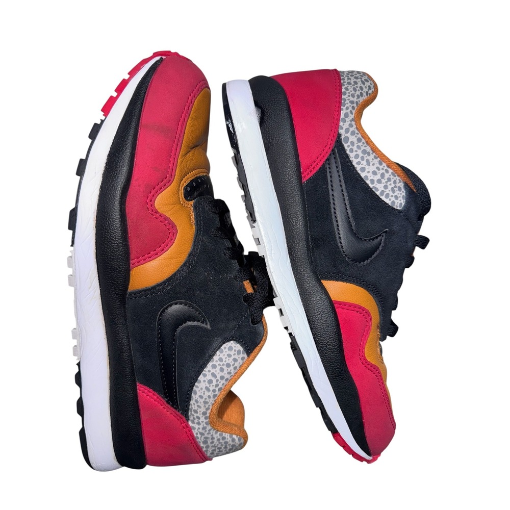 Nike Air Safari SE Bright Crimson Kumquat Black‎ BQ8418-600 M/7.5 W/9 Sneakers